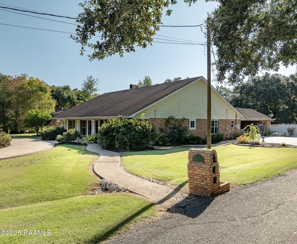 320 N Morein Street, Ville Platte, LA 70586