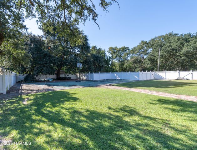 320 N Morein Street, Ville Platte, LA 70586