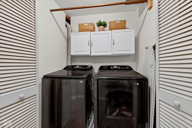 9226 Gleannloch Drive, Indianapolis, IN 46256