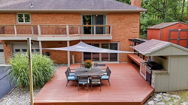 9226 Gleannloch Drive, Indianapolis, IN 46256