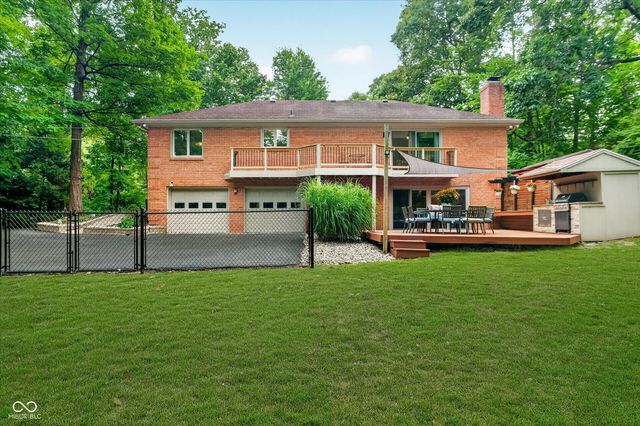 9226 Gleannloch Drive, Indianapolis, IN 46256