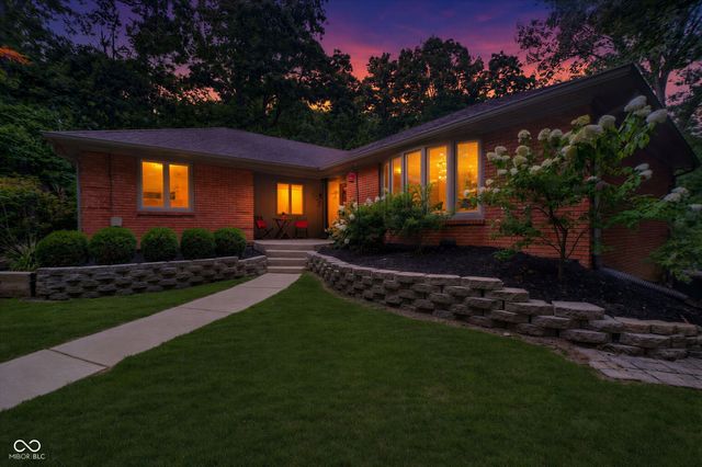 9226 Gleannloch Drive, Indianapolis, IN 46256
