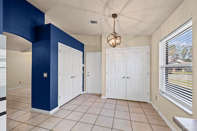 4907 Makenna Cir, Pace, FL 32571