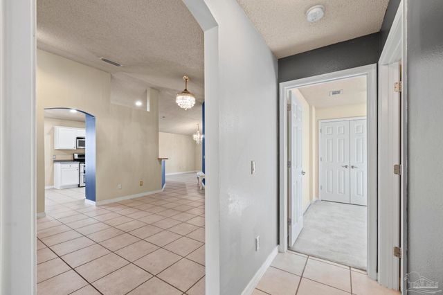 4907 Makenna Cir, Pace, FL 32571