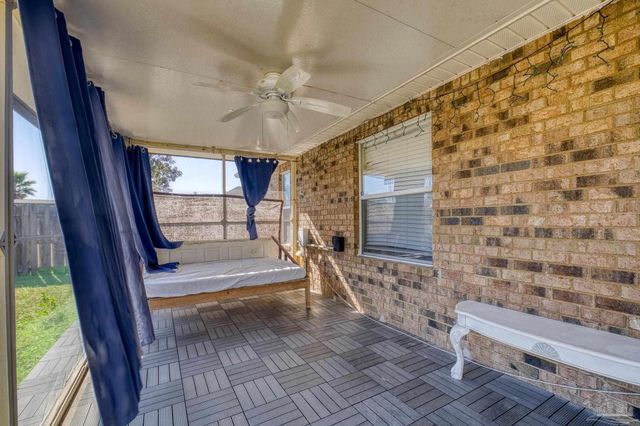 4907 Makenna Cir, Pace, FL 32571