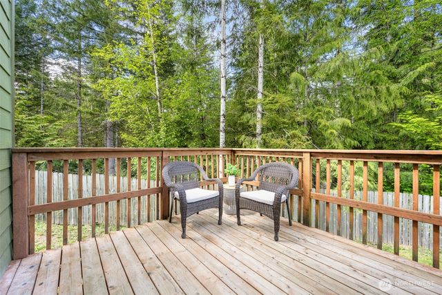 401 E Sunset Ridge Road, Union, WA 98592