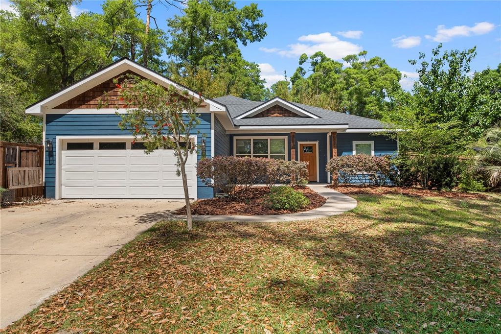 25726 SW 19TH AVENUE, Newberry, FL 32669