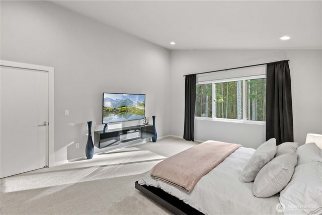 22907 SE Sycamore Street, Black Diamond, WA 98010