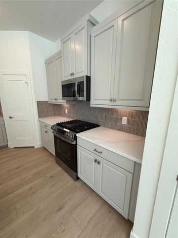 531 Park Hill Court, Stafford, TX 77477