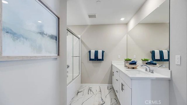 1164 Thunderchief Lane, Rialto, CA 92376