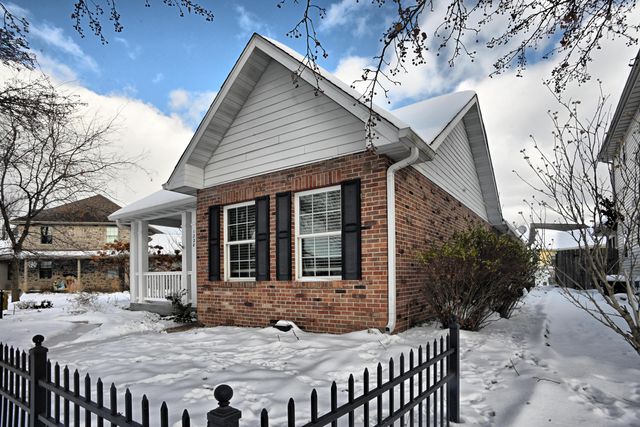 1220 Bostwick Avenue, Chesterton, IN 46304