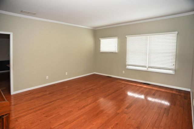 1220 Bostwick Avenue, Chesterton, IN 46304