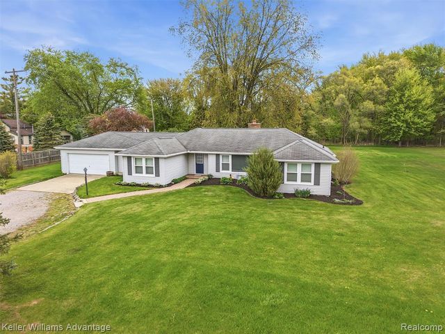 6595 Bray Road, Vassar, MI 48768
