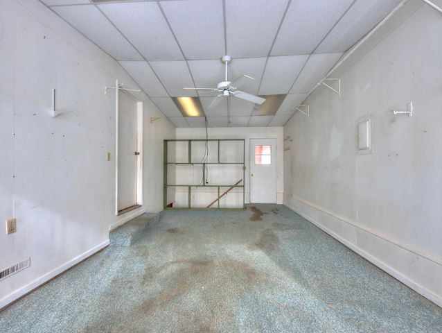 8343 W Pahs Road, Michigan City, IN 46360