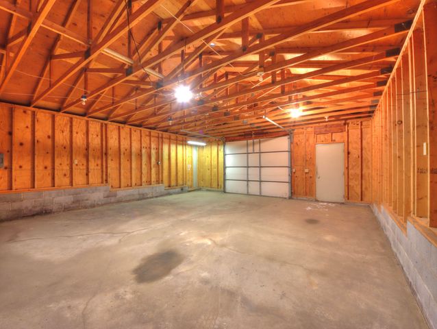 8343 W Pahs Road, Michigan City, IN 46360