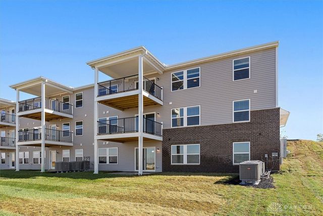 413 Bethpage Way 7-300, Lebanon, OH 45036