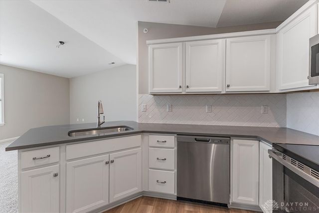 413 Bethpage Way 7-300, Lebanon, OH 45036