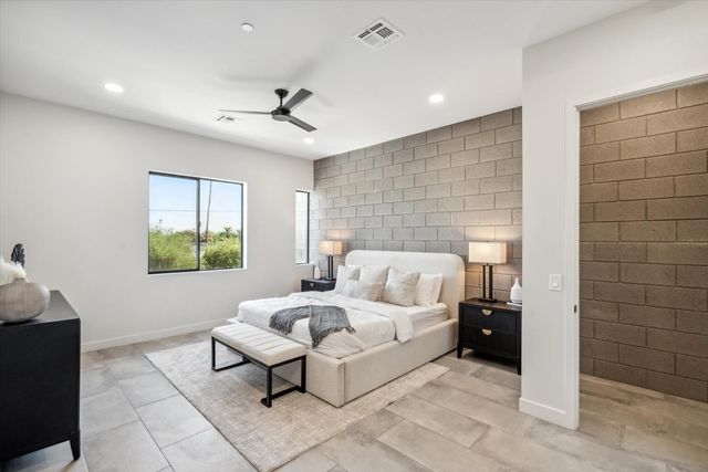 377 E Windsor Avenue 5, Phoenix, AZ 85004