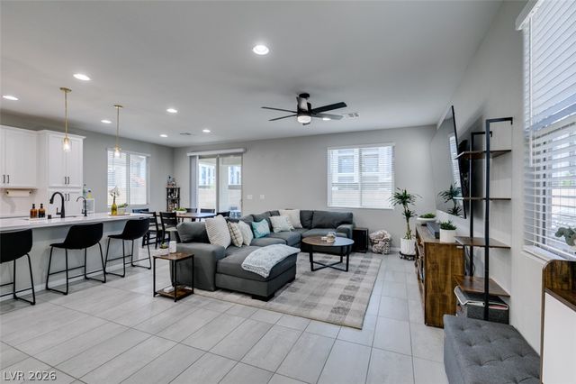 1909 Rini Ridge Avenue, North Las Vegas, NV 89031