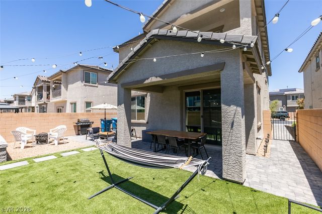 1909 Rini Ridge Avenue, North Las Vegas, NV 89031