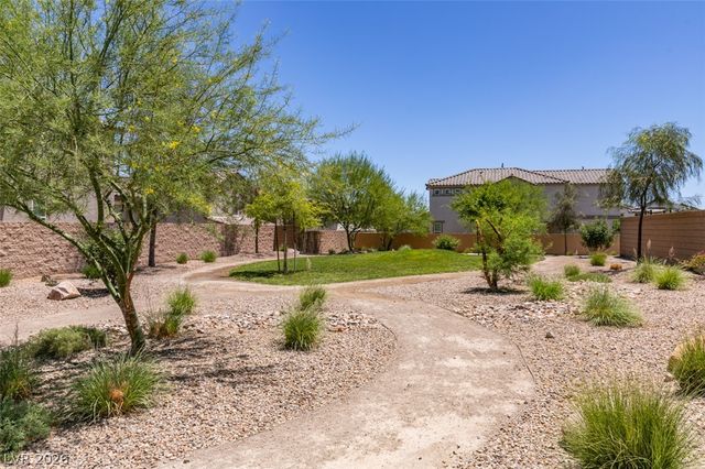 1909 Rini Ridge Avenue, North Las Vegas, NV 89031