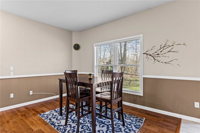 556 Melwood Drive, Greece, NY 14626