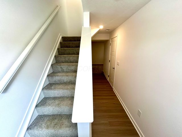 5978 Abernathy Lane, Columbus, OH 43232