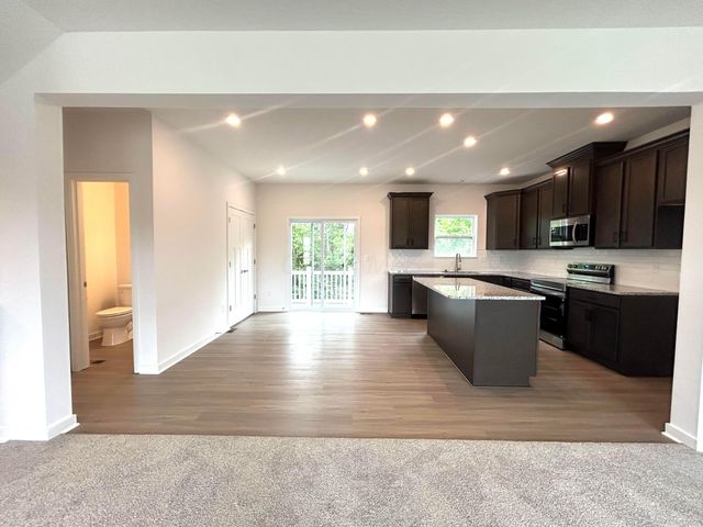 5978 Abernathy Lane, Columbus, OH 43232