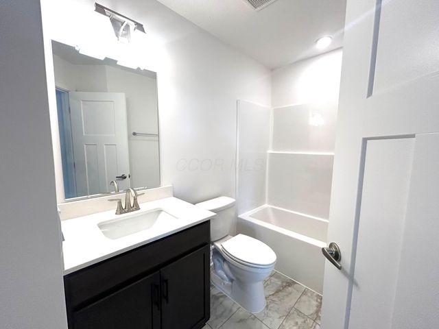5978 Abernathy Lane, Columbus, OH 43232
