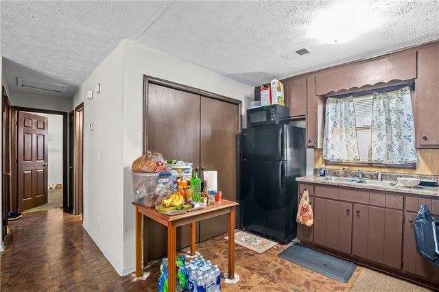 7117 Pineneedle SW Drive, Covington, GA 30014