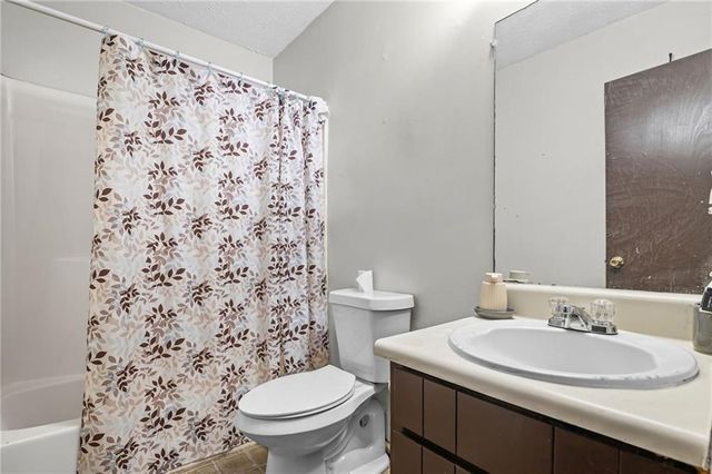 7117 Pineneedle SW Drive, Covington, GA 30014