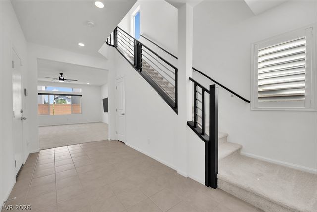 5840 Becklow Gardens Avenue, Las Vegas, NV 89141
