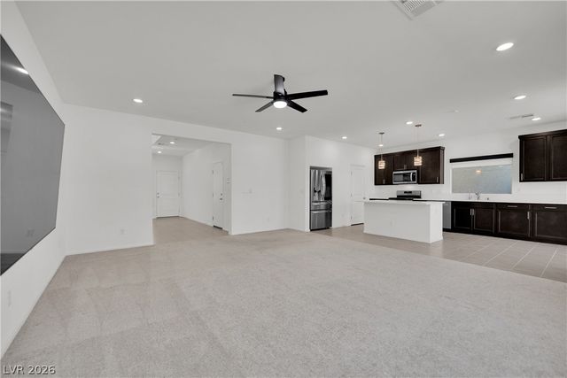 5840 Becklow Gardens Avenue, Las Vegas, NV 89141