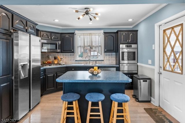 12 Calvin Ave, Lodi Boro, NJ 07644
