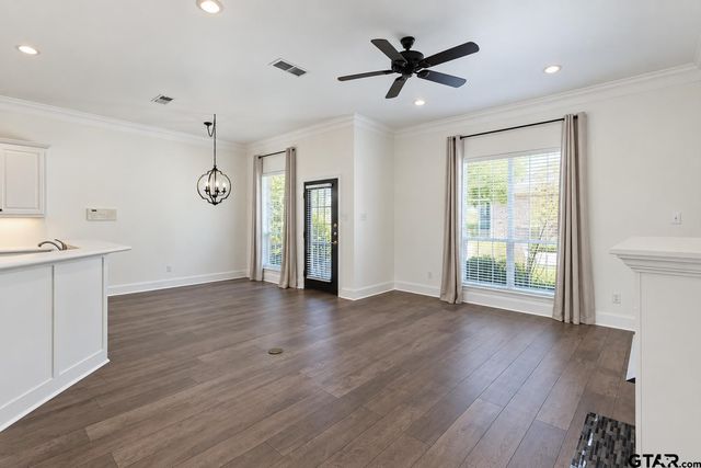 2313 Dietz, Tyler, TX 75701