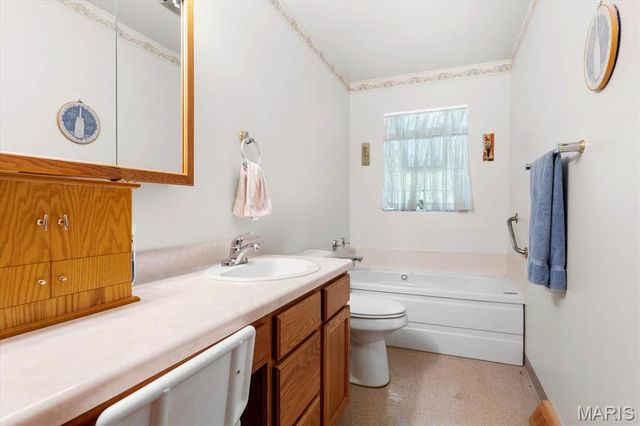 8345 State Route 143, Edwardsville, IL 62025