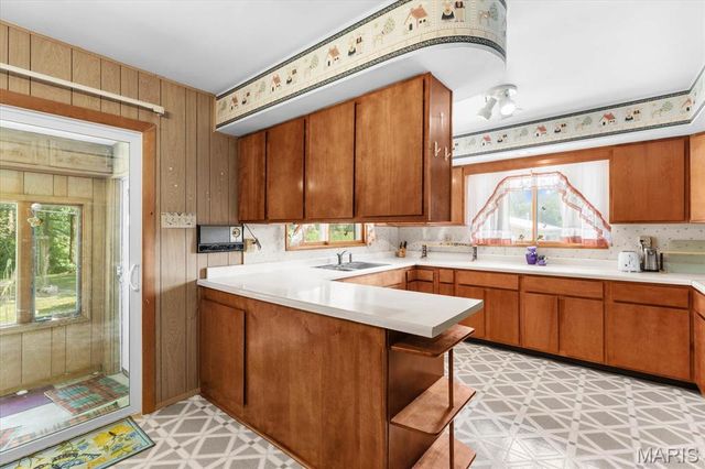 8345 State Route 143, Edwardsville, IL 62025