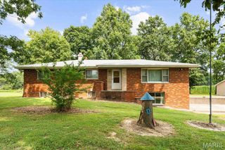8345 State Route 143, Edwardsville, IL 62025