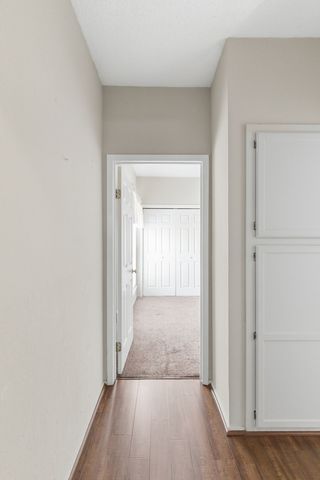 301 Laurel Hill Dr, Old Hickory, TN 37138