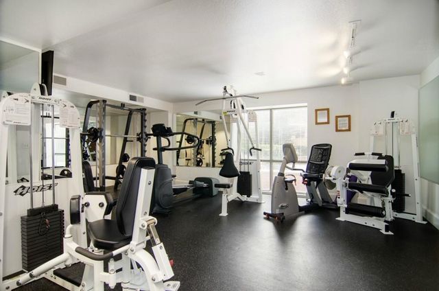 4242 Lomo Alto Drive N50, Highland Park, TX 75219