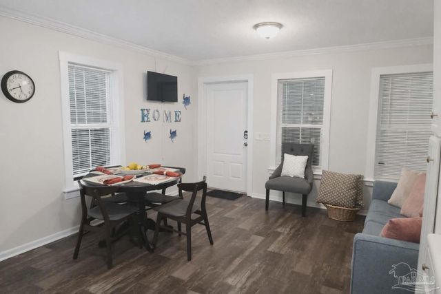 9433 Gulf Beach Hwy, Pensacola, FL 32507