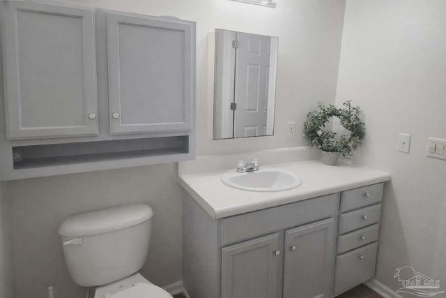 9433 Gulf Beach Hwy, Pensacola, FL 32507