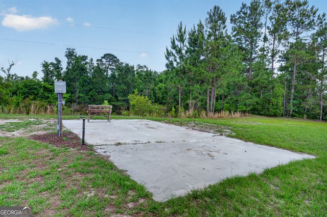 1953 Raybon Road W, Hoboken, GA 31542
