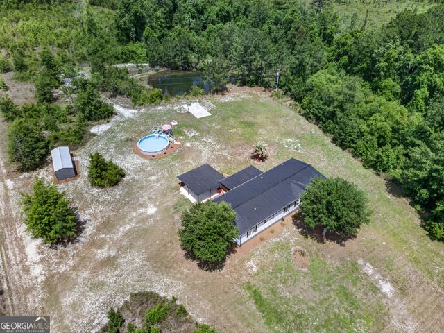 1953 Raybon Road W, Hoboken, GA 31542
