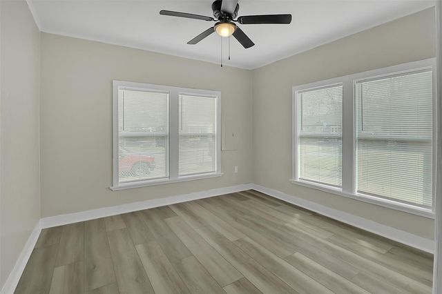 115 E James Street, Baytown, TX 77520