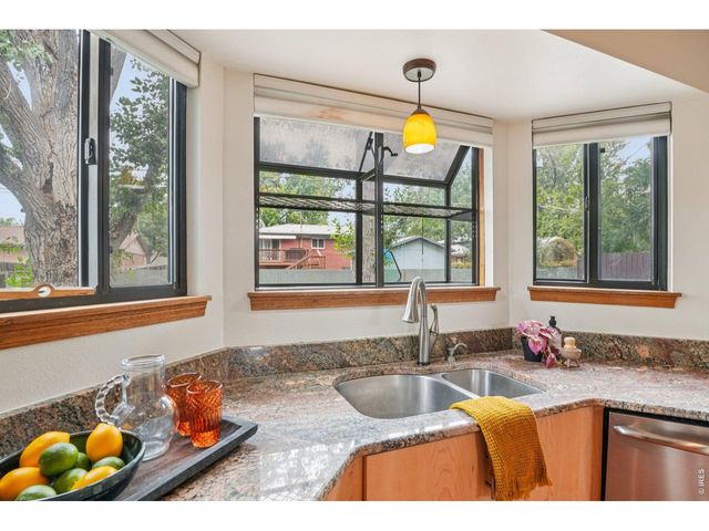 6321 Oak Ct, Arvada, CO 80004