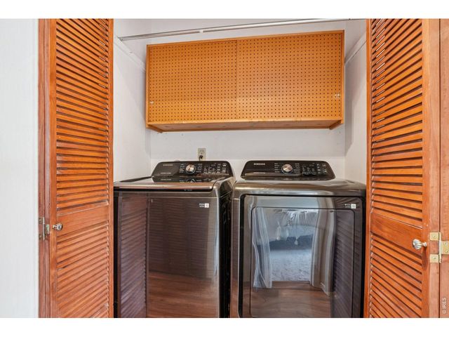 6321 Oak Ct, Arvada, CO 80004
