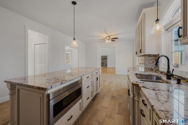 2 Syleo Lane, Salem, CT 06420