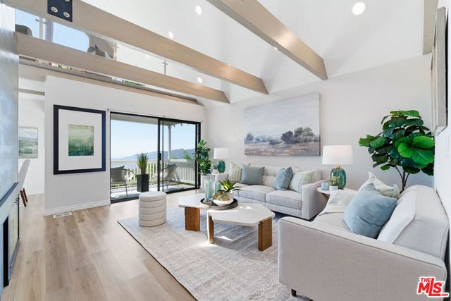 2224 Maurice Avenue, La Crescenta, CA 91214