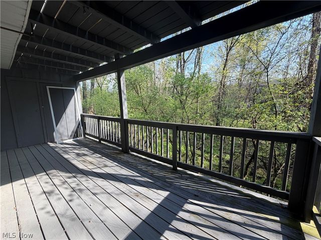 4648 Oak Point Road, Lorain, OH 44053
